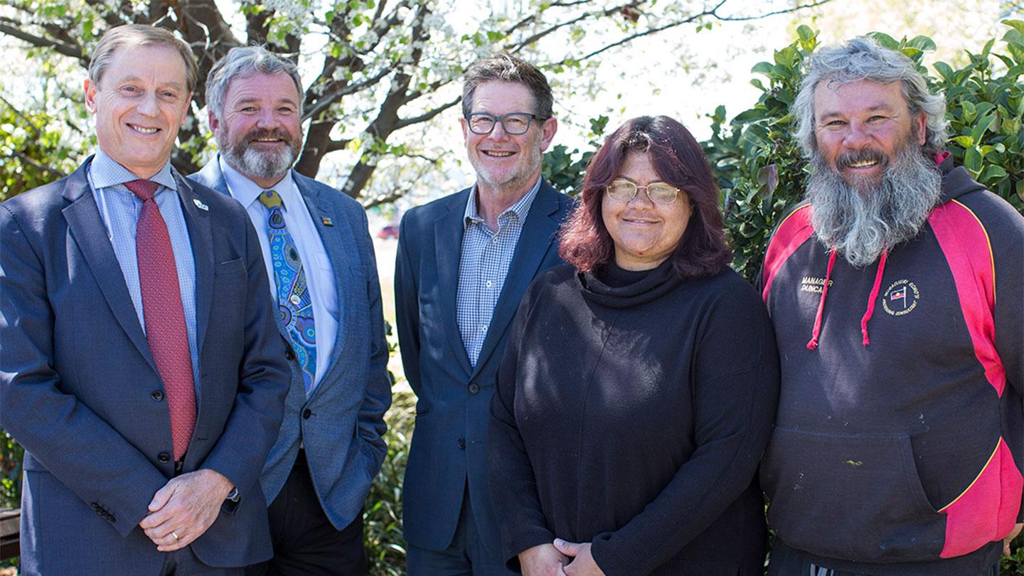 KBR Employees with the Australian community and Aboriginal and Torres Strait Islander people